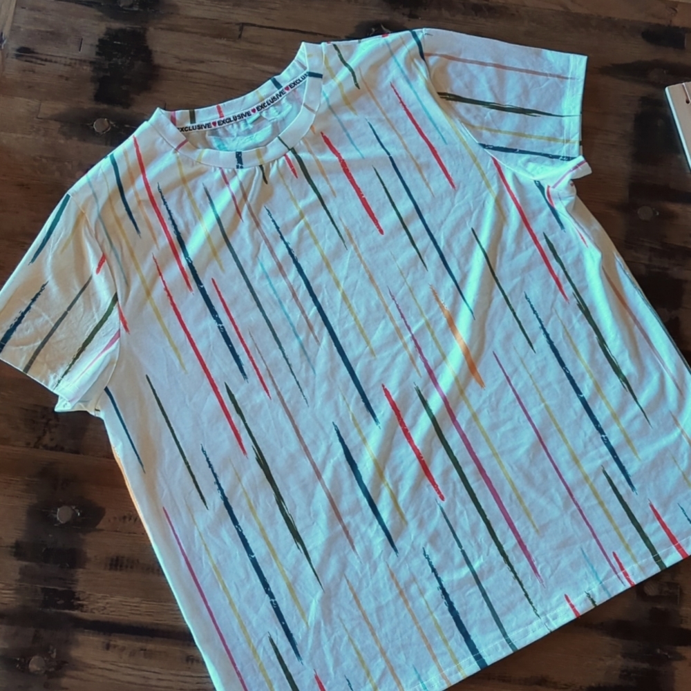 Unisex Short Sleeved Tee. Like New!